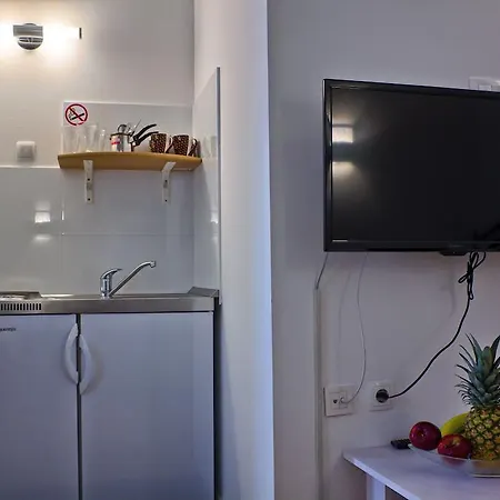 Studio Sime Apartment Split
