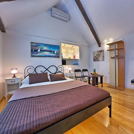 Apartment Studio Sime Split